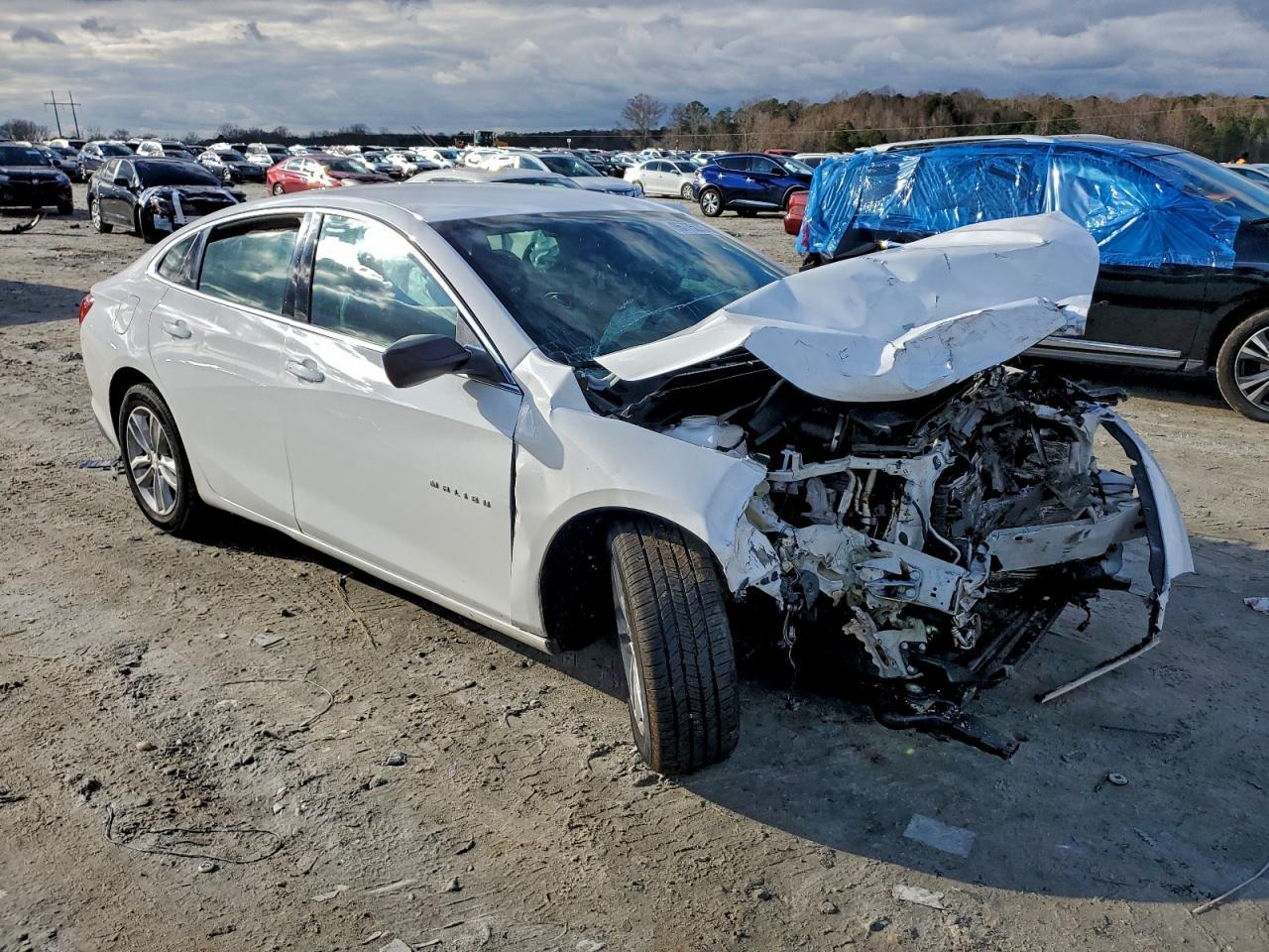 2018 Chevrolet Malibu Ls - Image 4