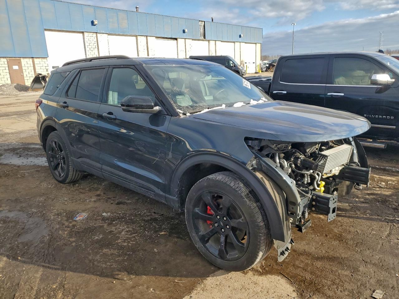 2023 Ford Explorer St - Фото 4