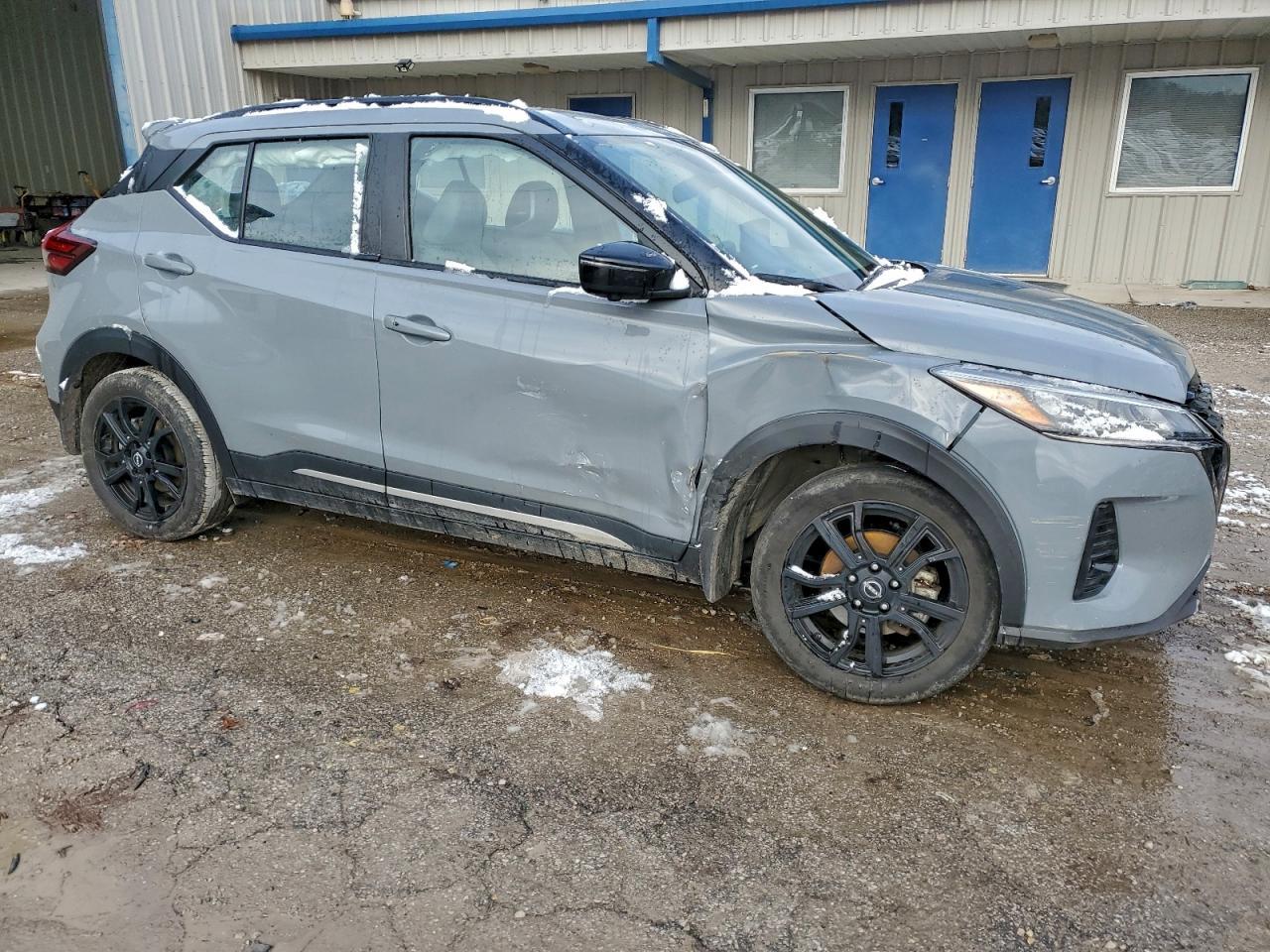 2024 Nissan Kicks Sr - Фото 4