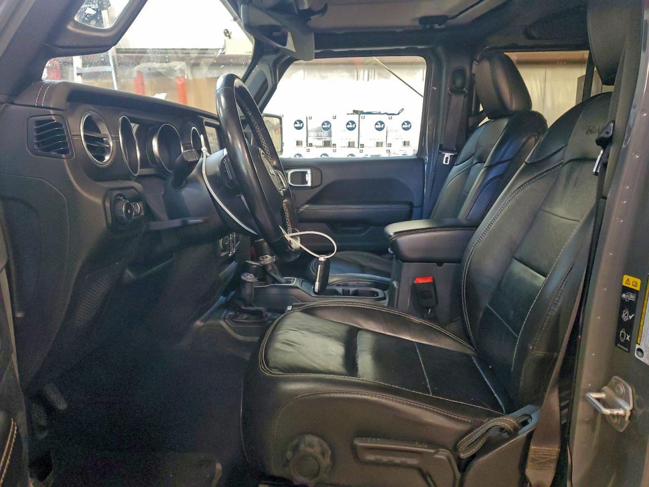 2020 Jeep Wrangler Unlimited Sahara - Фото 7