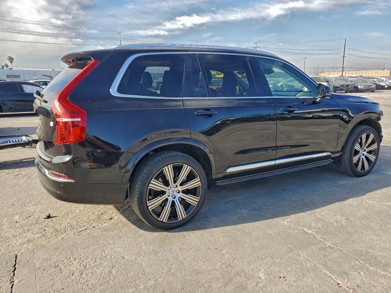 2024 Volvo Xc90 Plus - Image 3