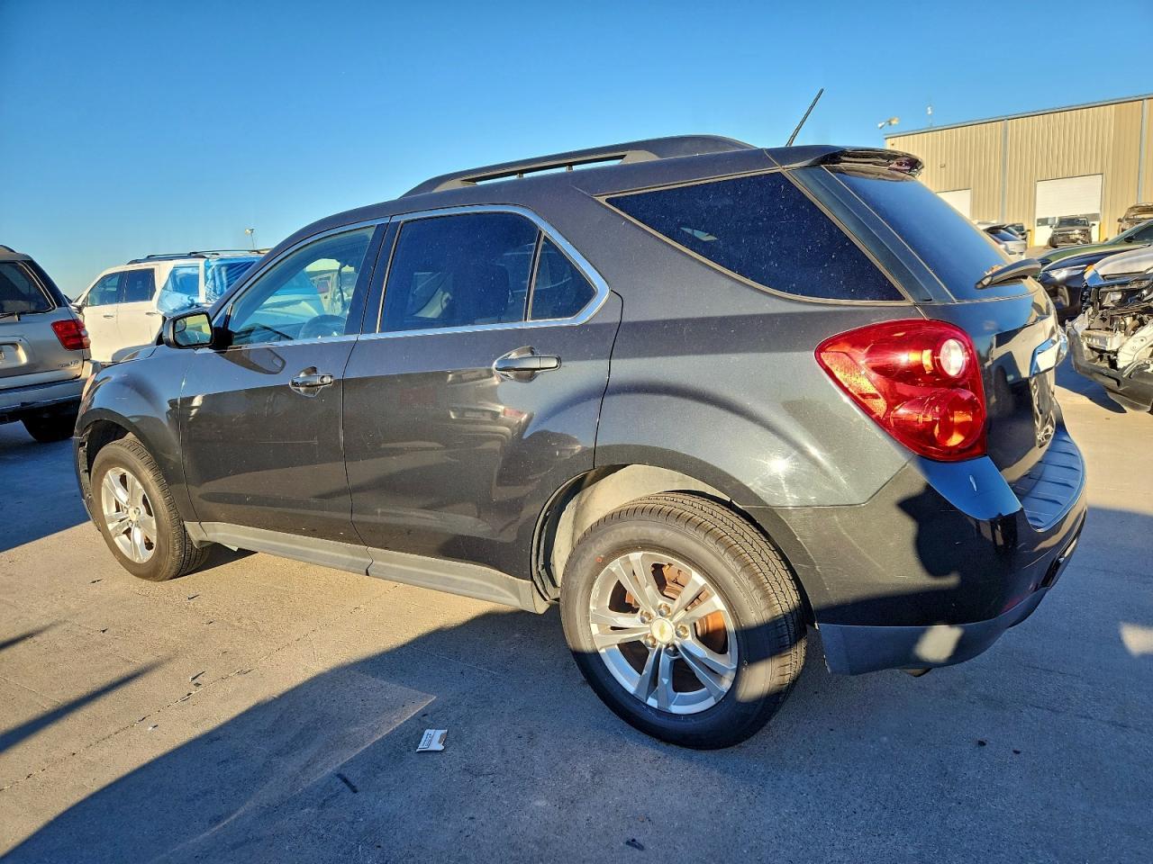 2014 Chevrolet Equinox Lt - Image 2