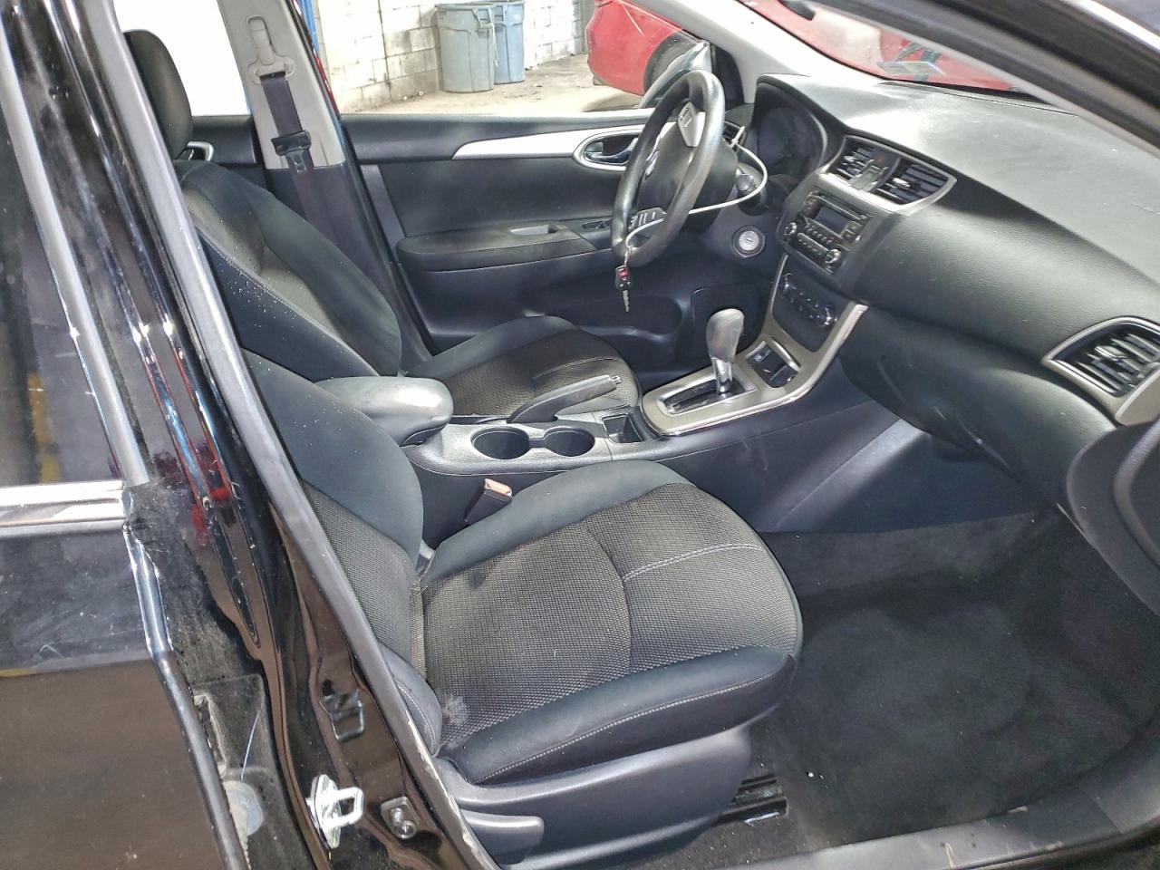2015 Nissan Sentra S - Фото 7