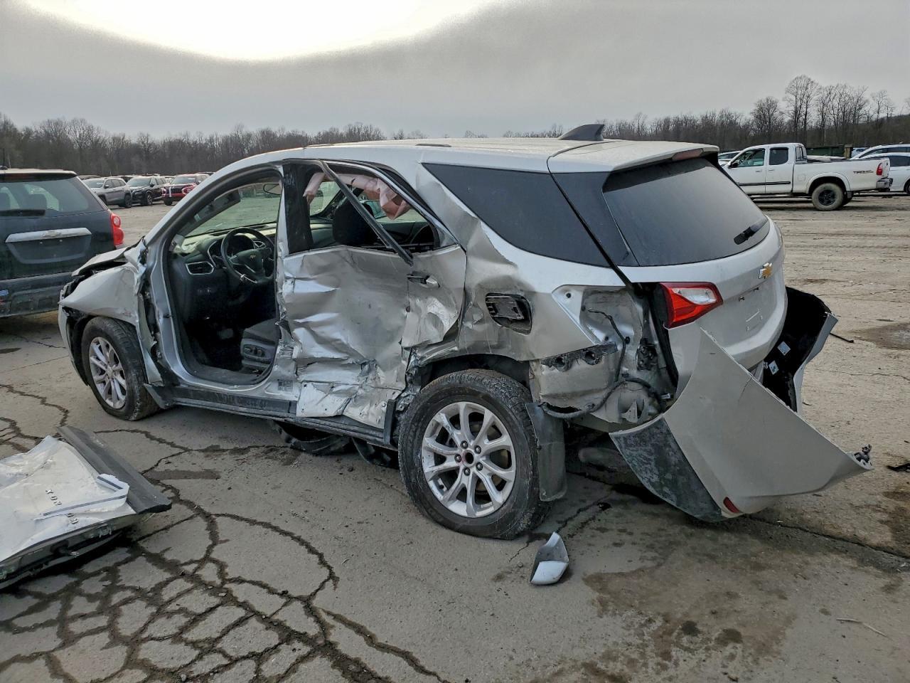 2019 Chevrolet Equinox Lt - Фото 2