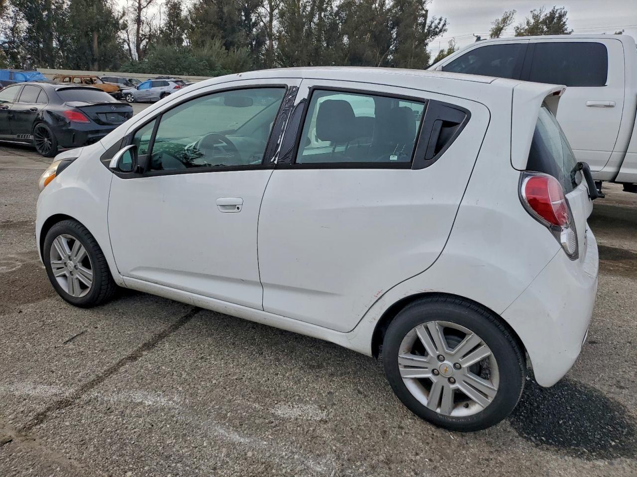 2015 Chevrolet Spark Ls - Image 2