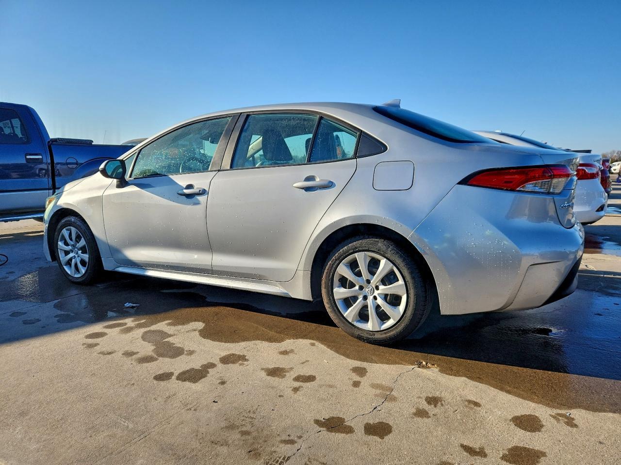 2023 Toyota Corolla Le - Фото 2