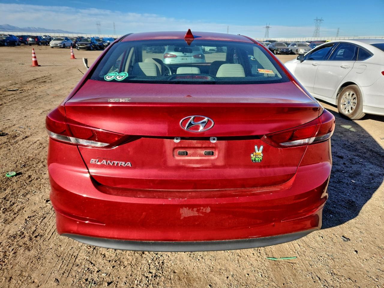 2017 Hyundai Elantra - Фото 6