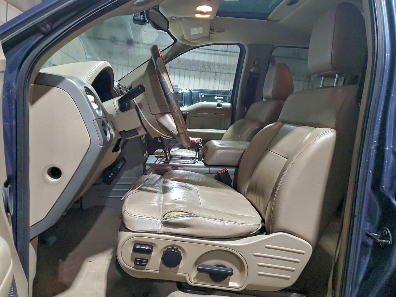 2005 Ford F150 Supercrew - Image 7