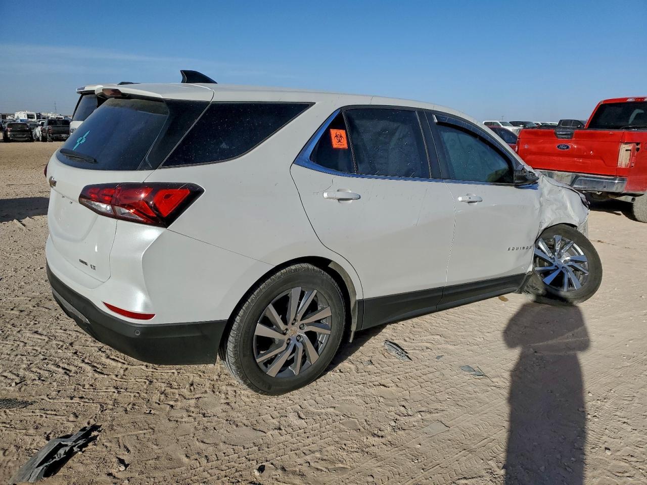 2023 Chevrolet Equinox Lt - Image 3