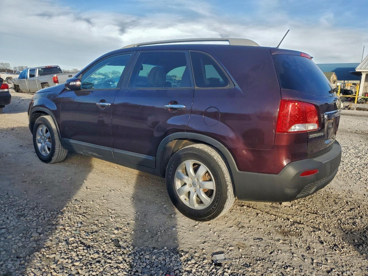 2012 Kia Sorento Base - Фото 2