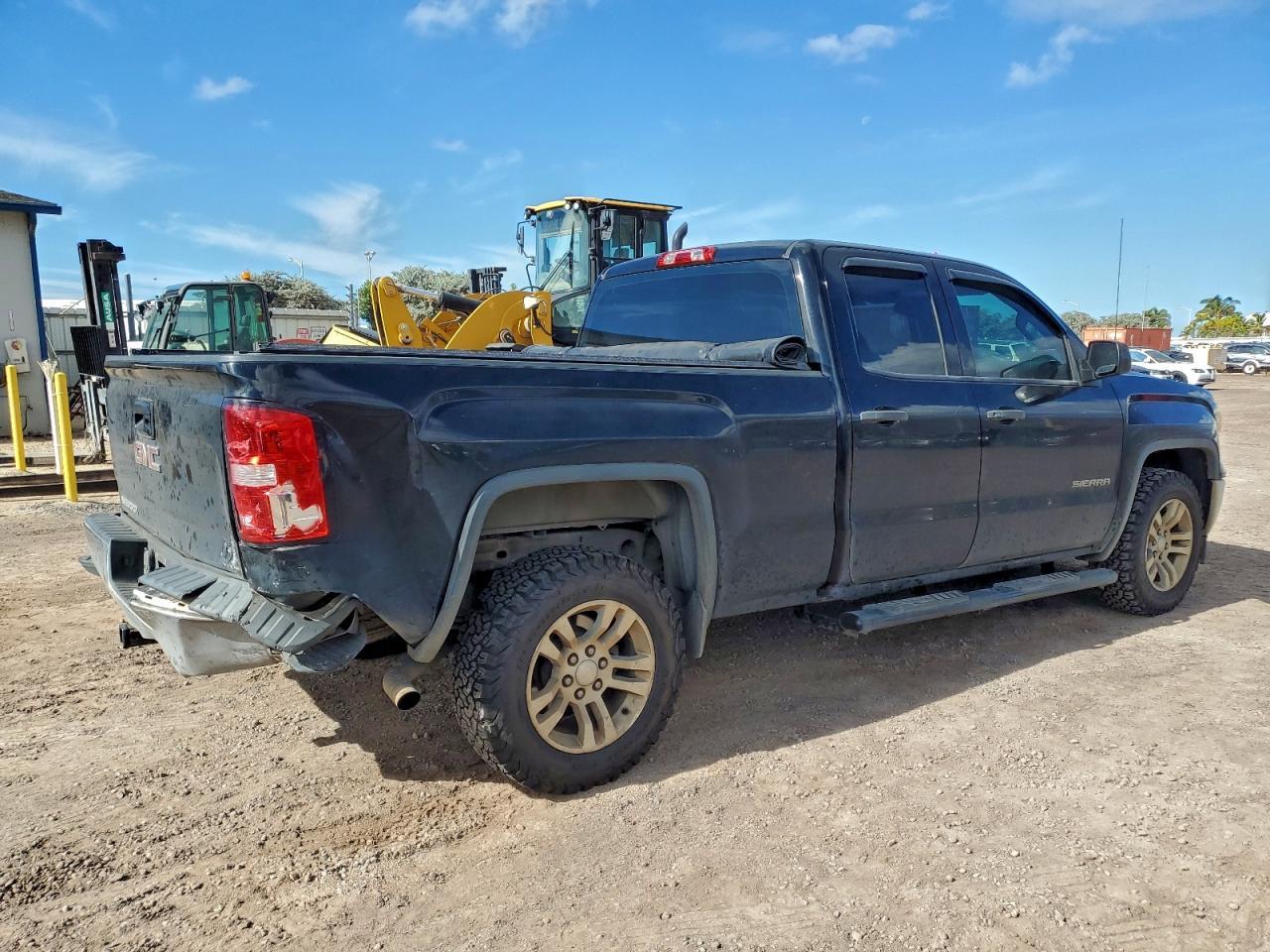 2015 GMC Sierra - Фото 3