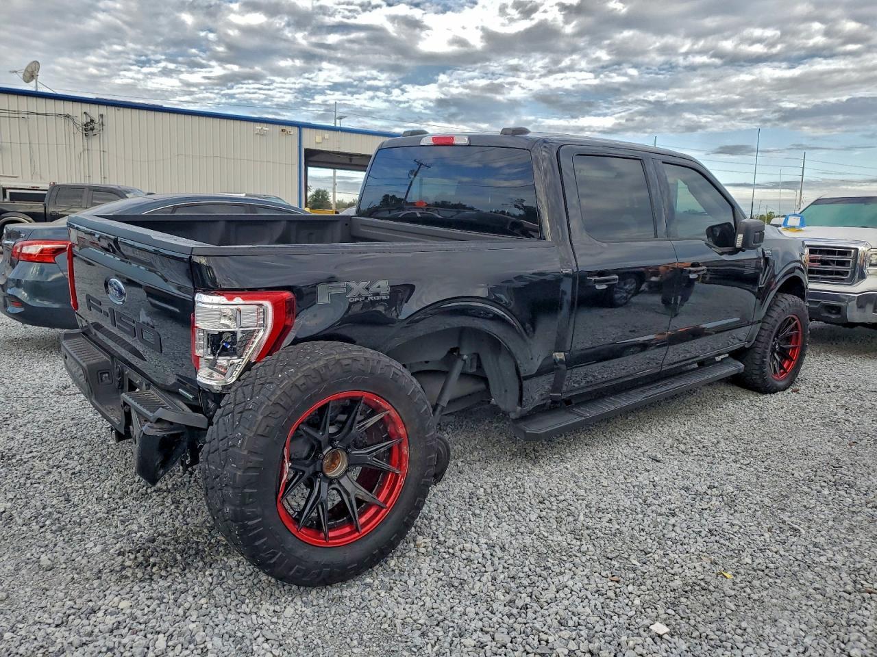 2023 Ford F150 Supercrew - Фото 3