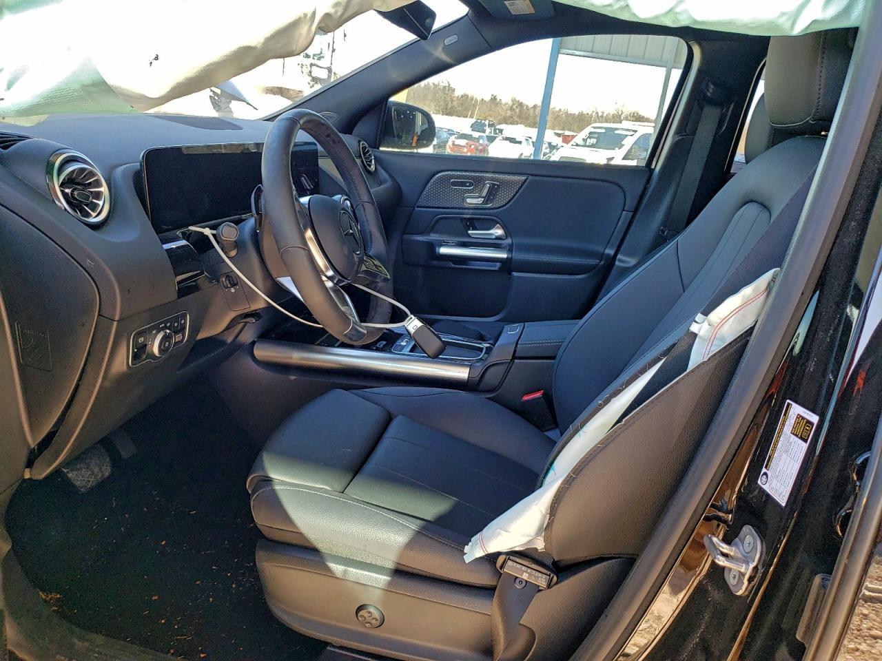 2025 Mercedes-Benz Gla 250 4Matic - Image 7