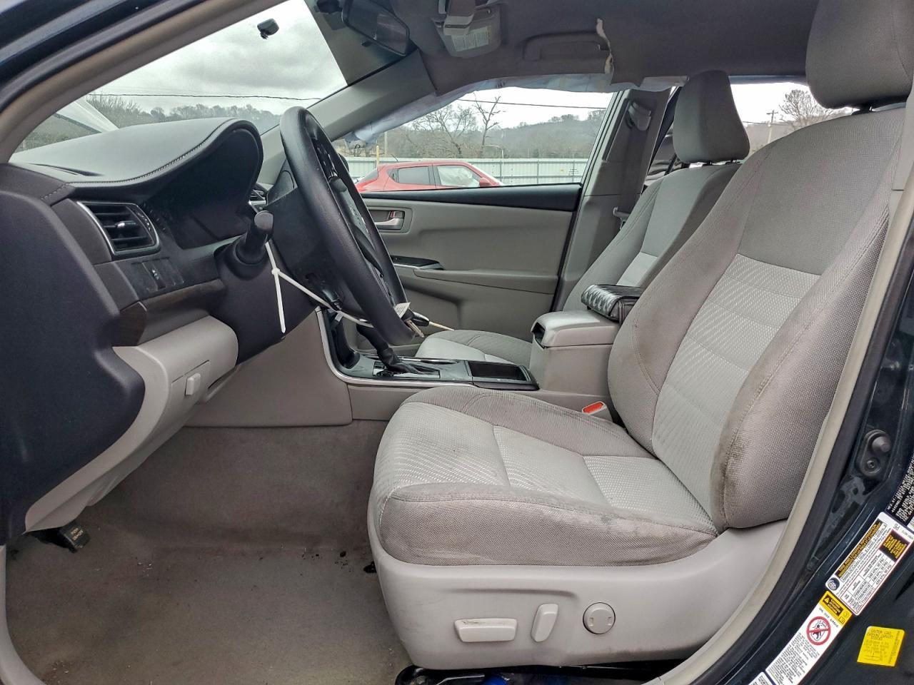 2015 Toyota Camry Le - Image 7