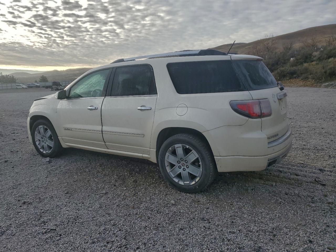 2014 GMC Acadia Denali - Image 2