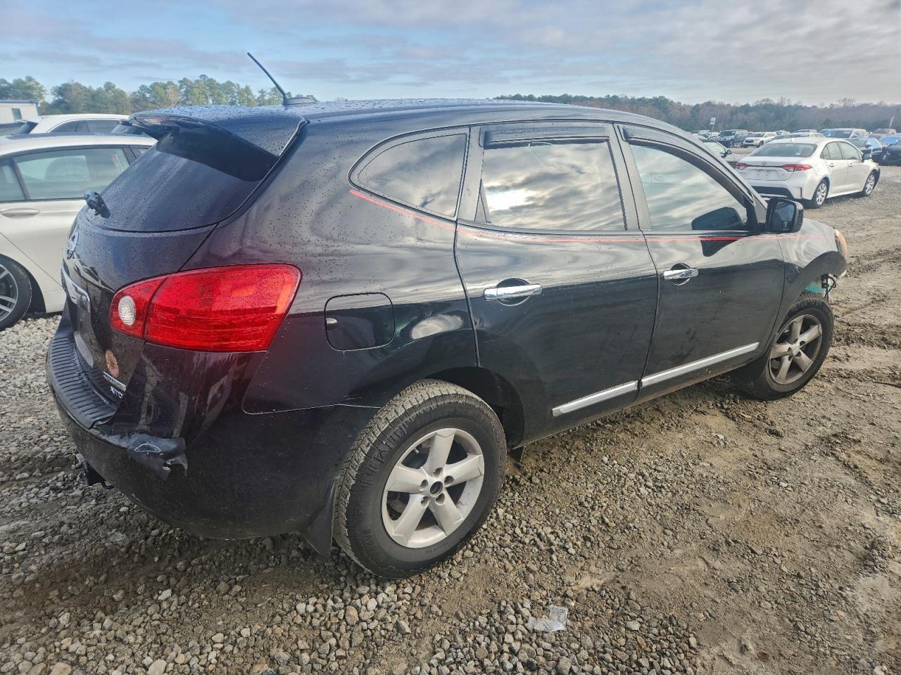 2013 Nissan Rogue S - Фото 3