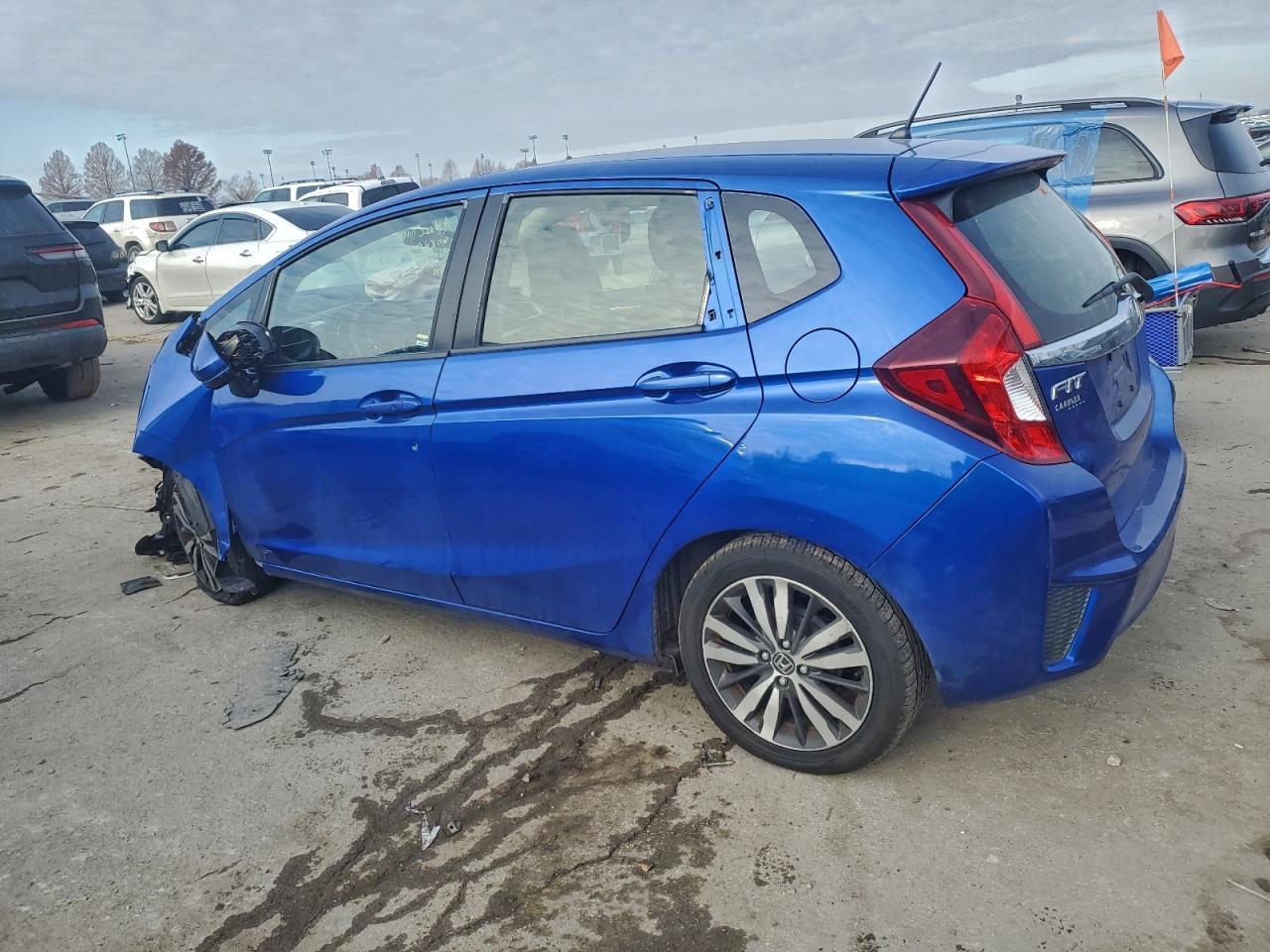 2016 Honda Fit Ex - Image 2