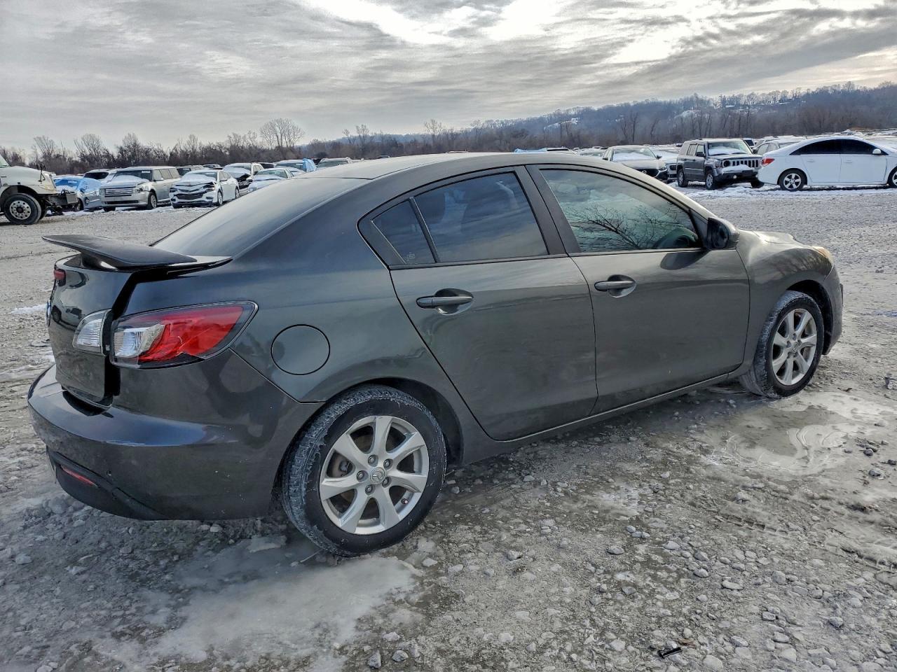 2011 Mazda 3 - Фото 3