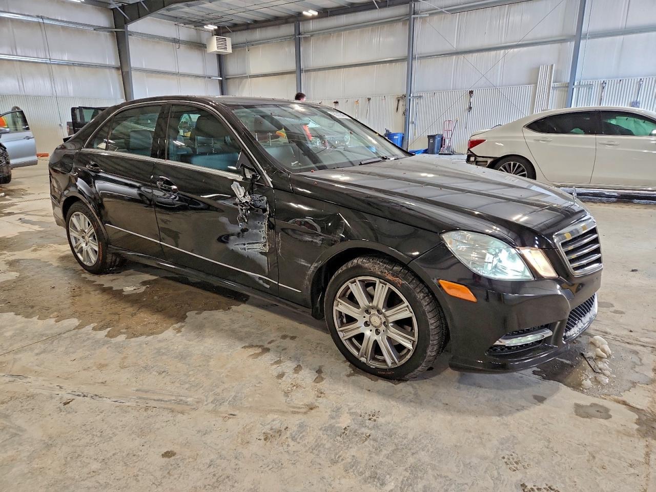 2013 Mercedes-Benz E 350 4Matic - Image 4