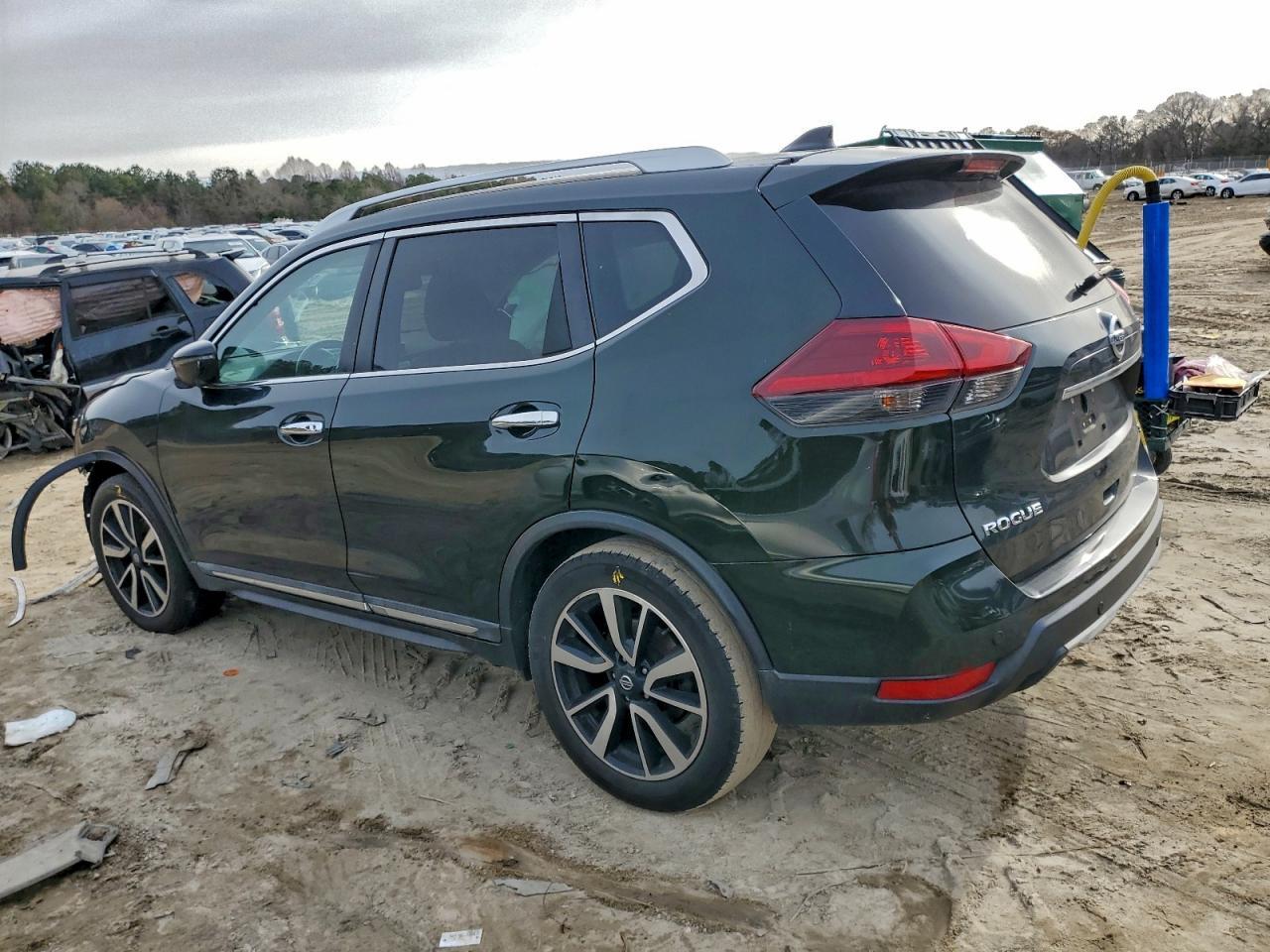 2020 Nissan Rogue S - Фото 2