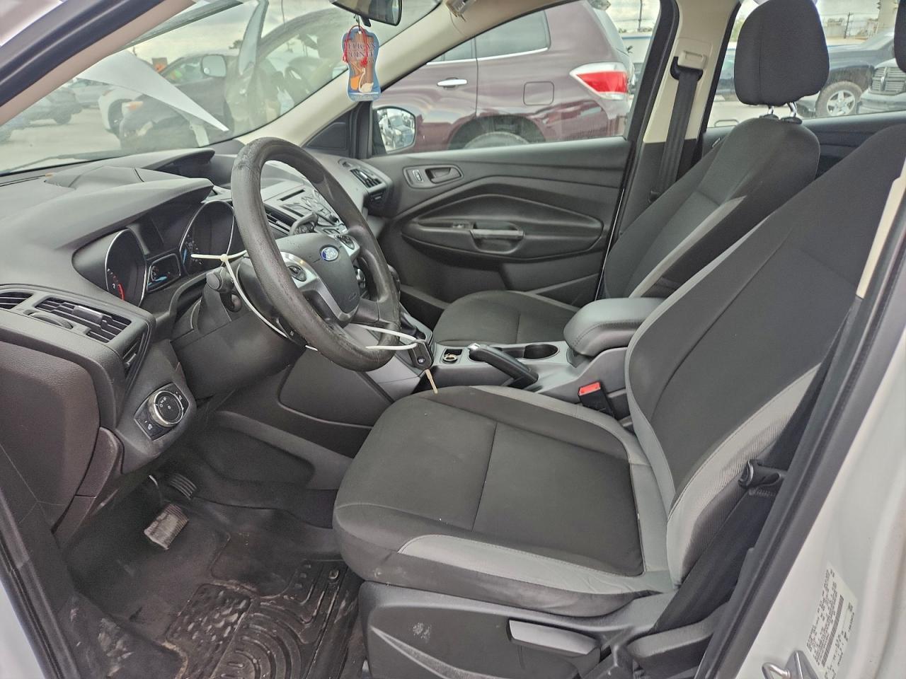 2015 Ford Escape S - Image 7