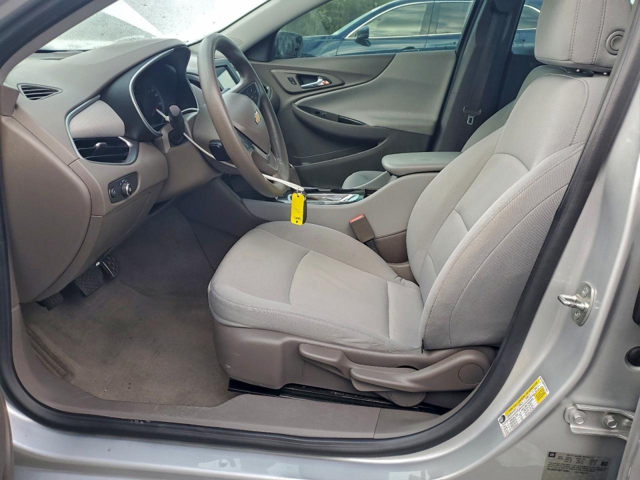 2016 Chevrolet Malibu Ls - Фото 7