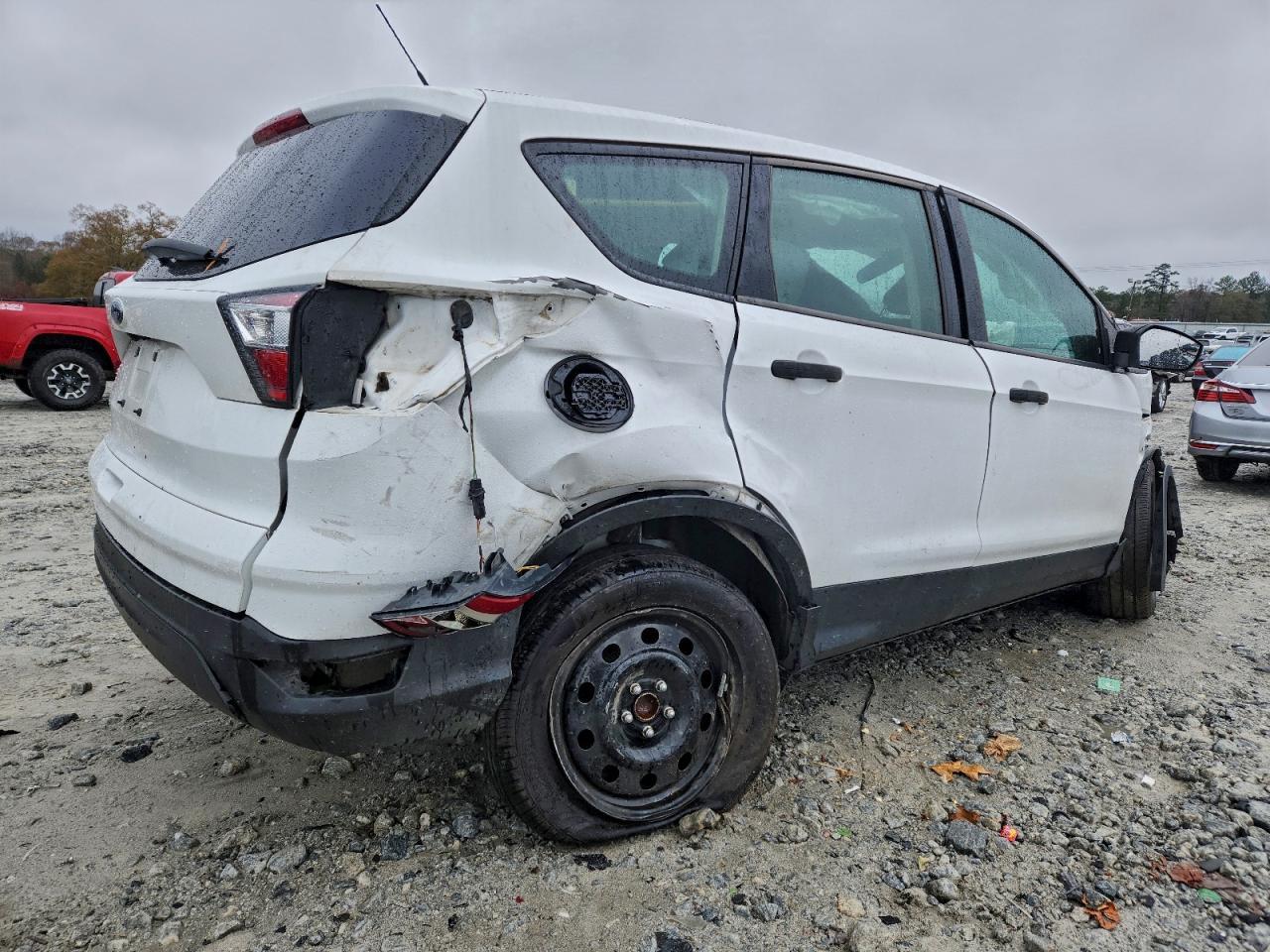 2018 Ford Escape S - Image 3