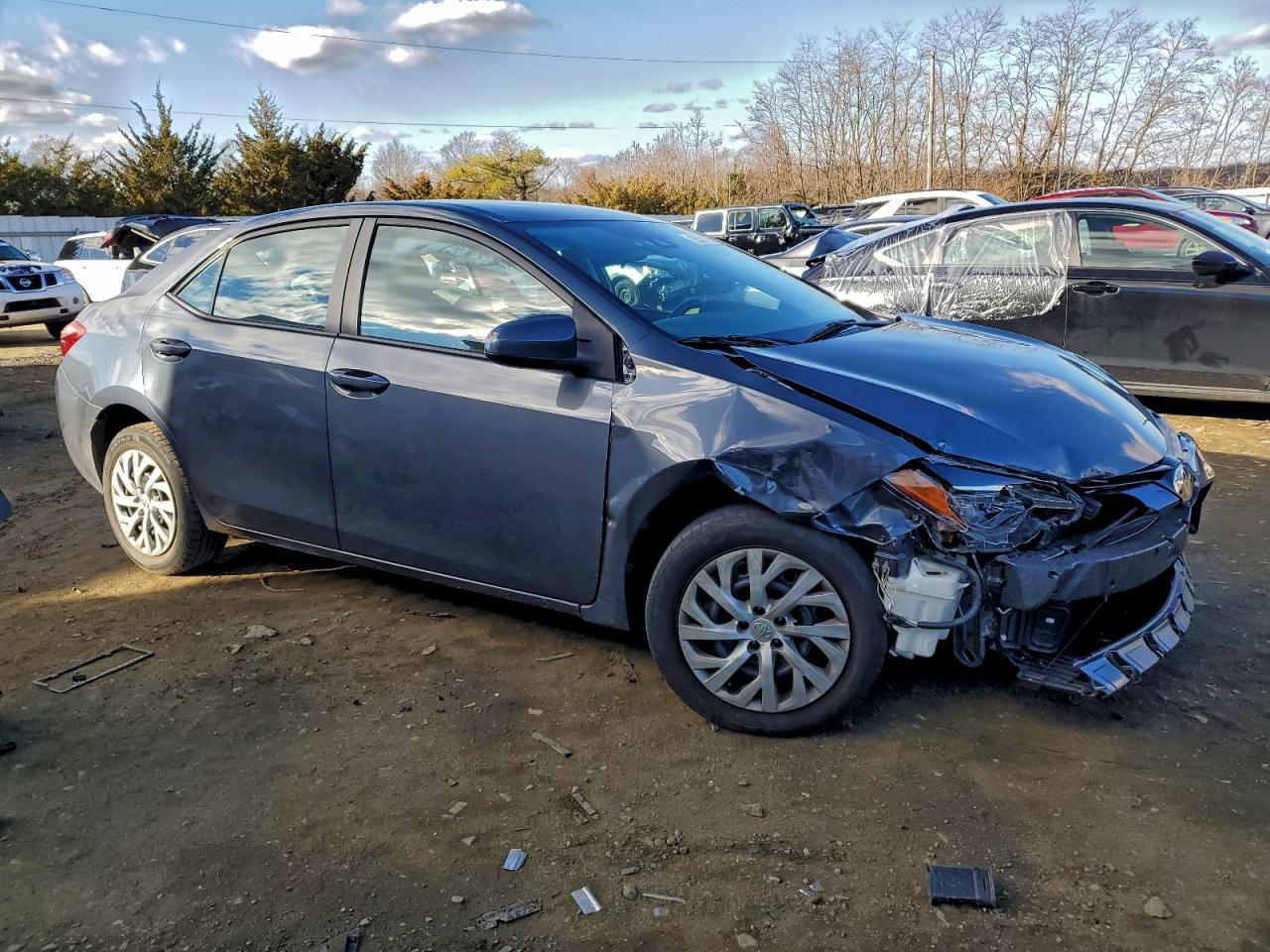 2017 Toyota Corolla L - Фото 4