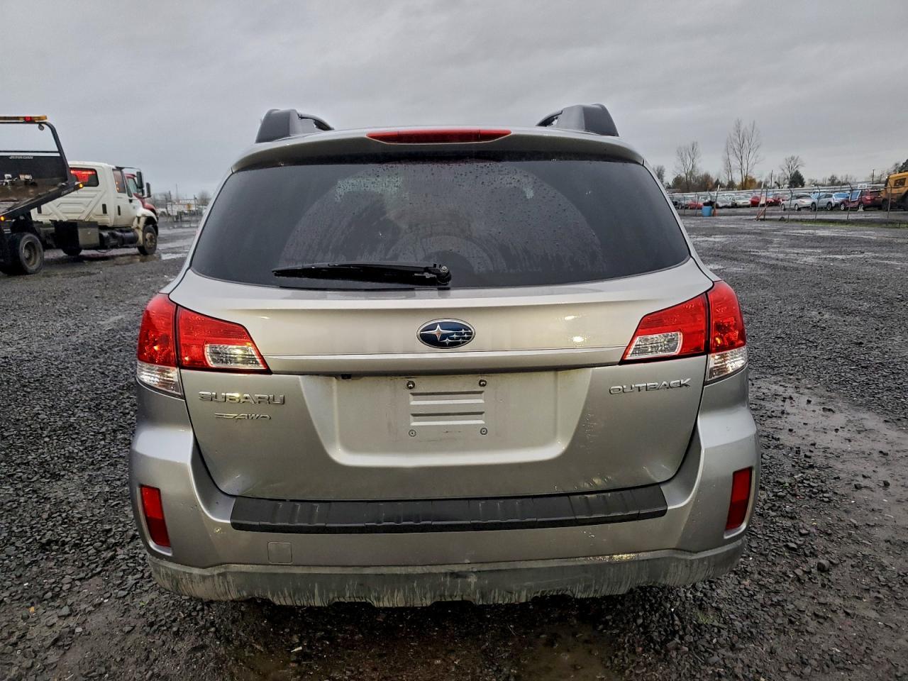 2011 Subaru Outback 2.5I Premium - Фото 6