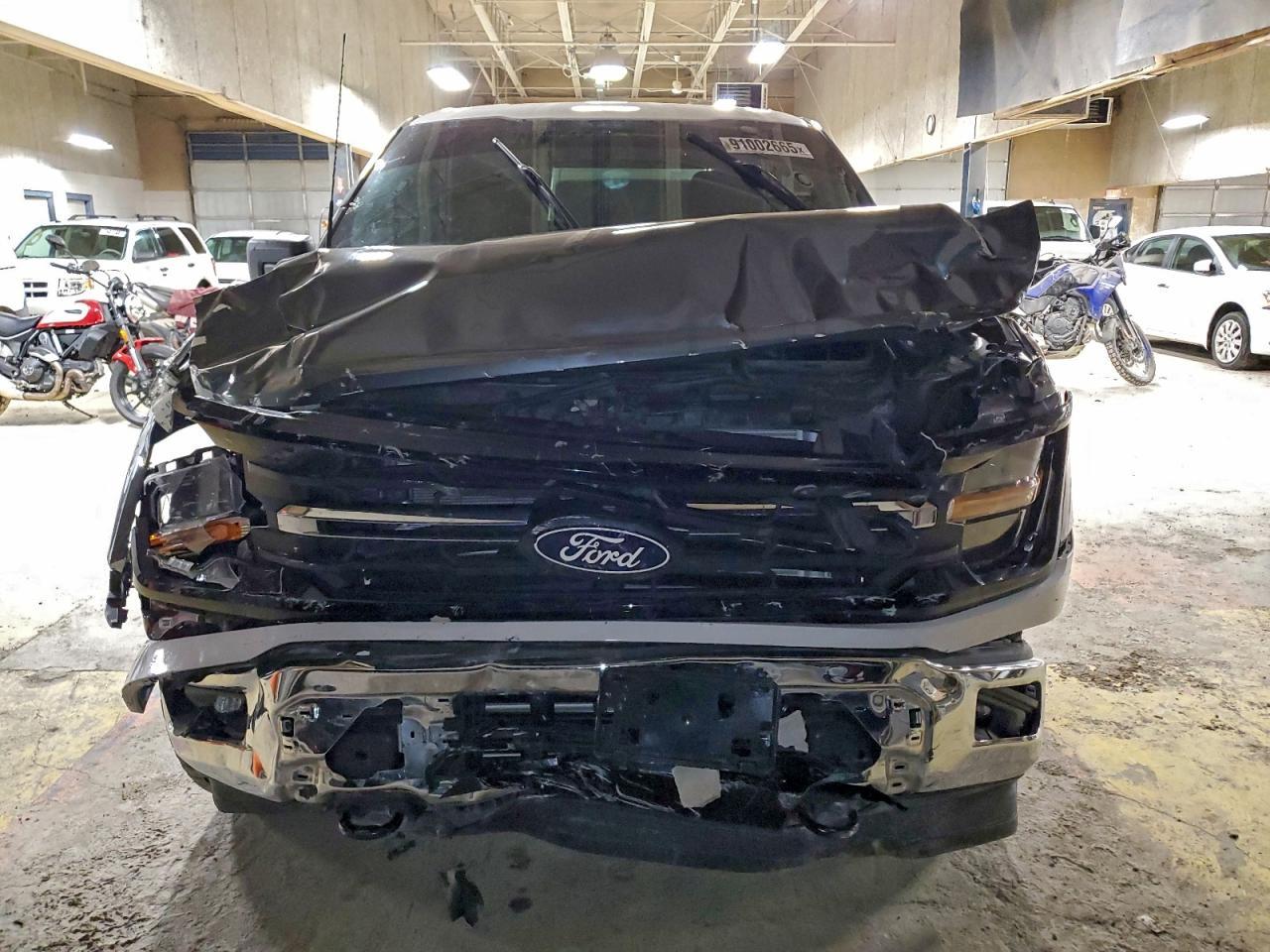 2024 Ford F150 Xlt - Фото 5