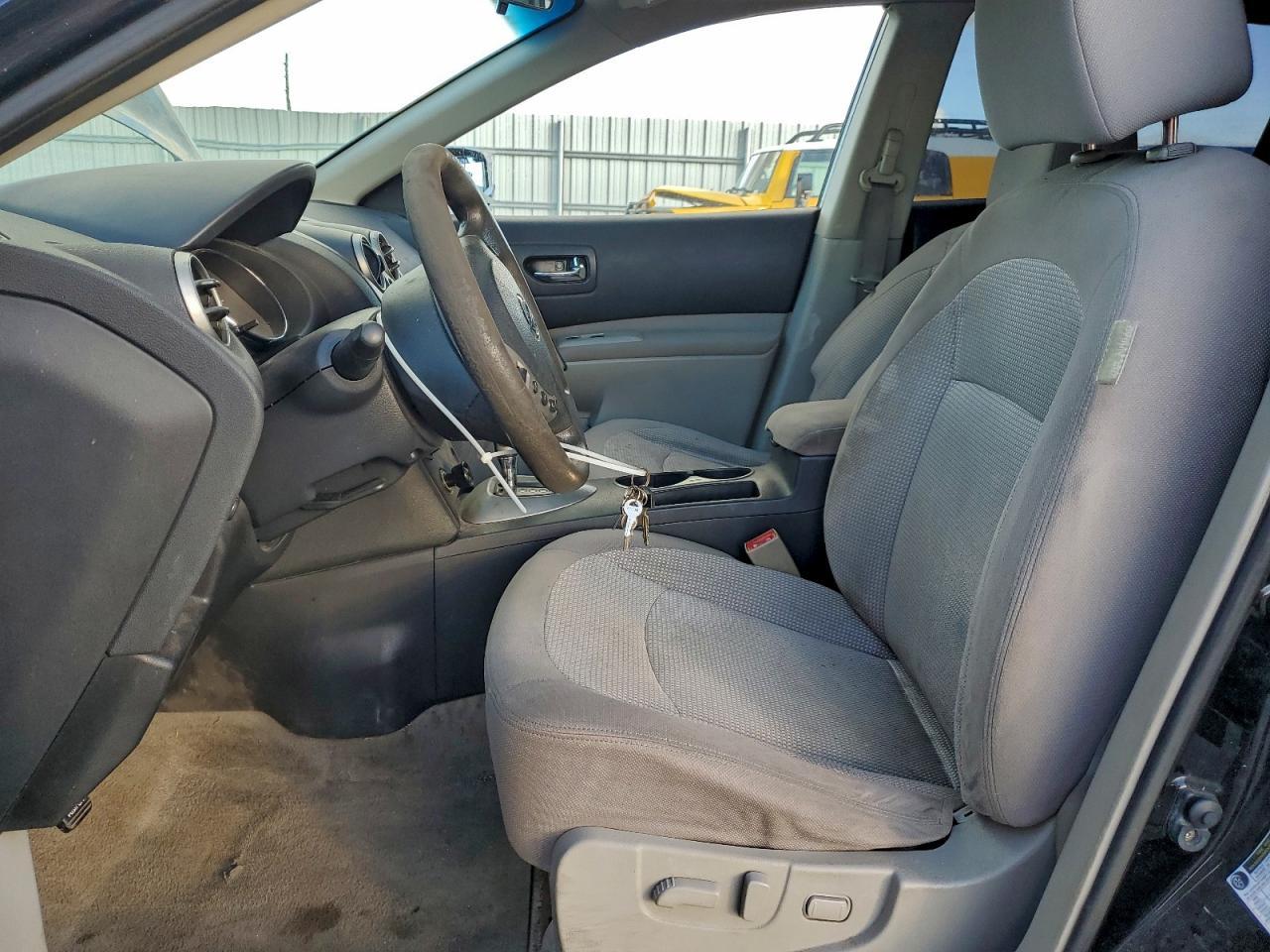 2011 Nissan Rogue S - Image 7