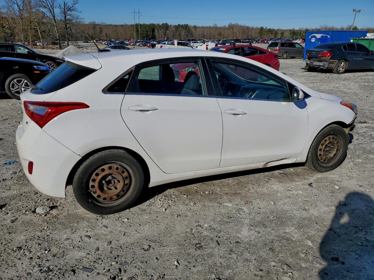 2017 Hyundai Elantra Gt - Фото 3