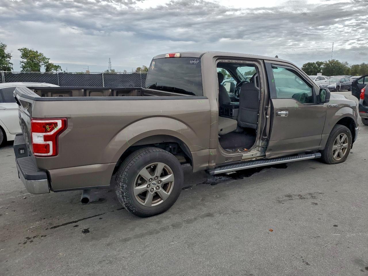 2020 Ford F150 Supercrew - Фото 3