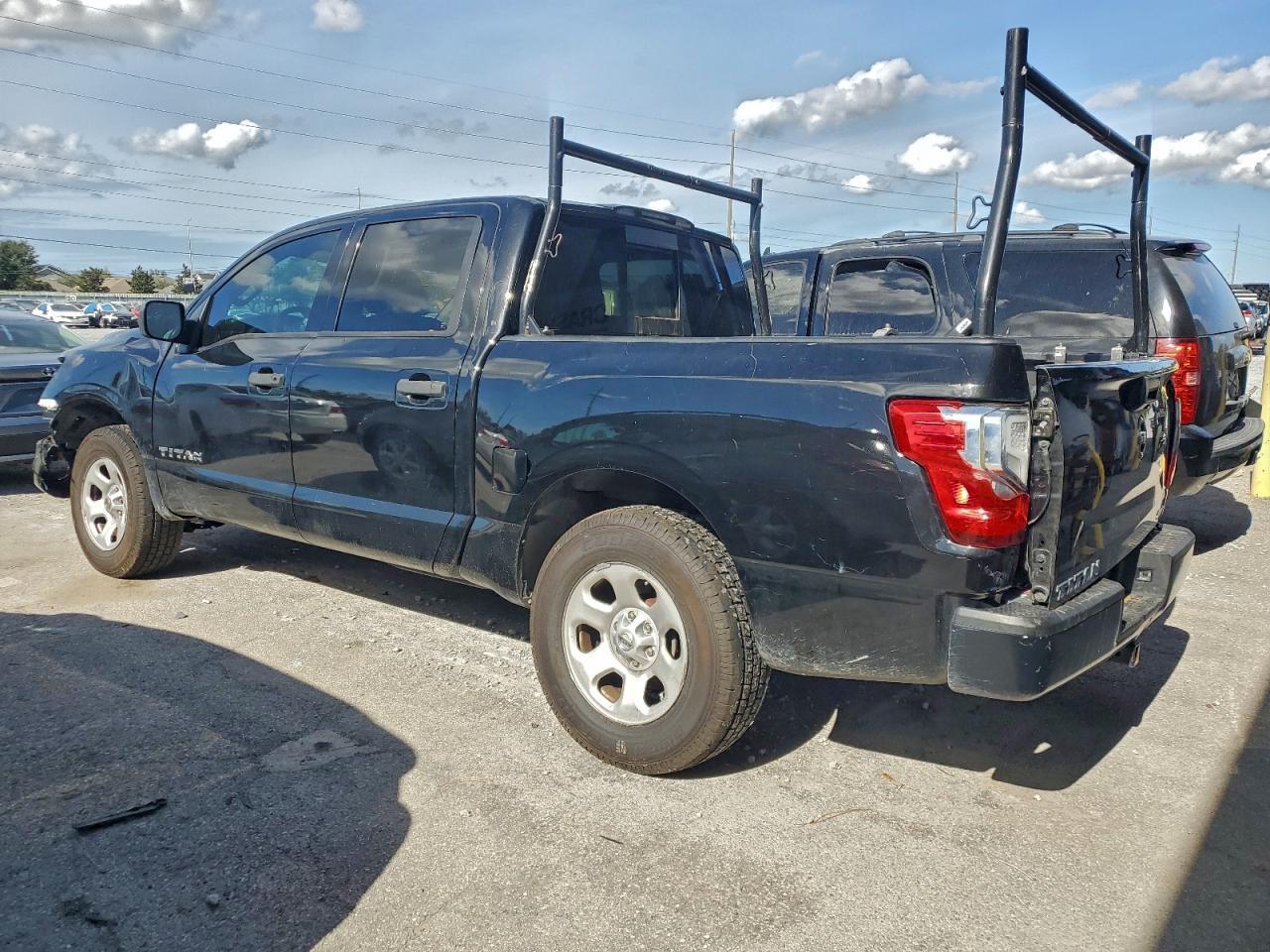 2019 Nissan Titan S - Image 2