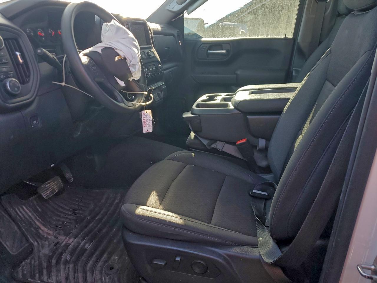2024 Chevrolet Silverado K1500 Custom - Фото 7