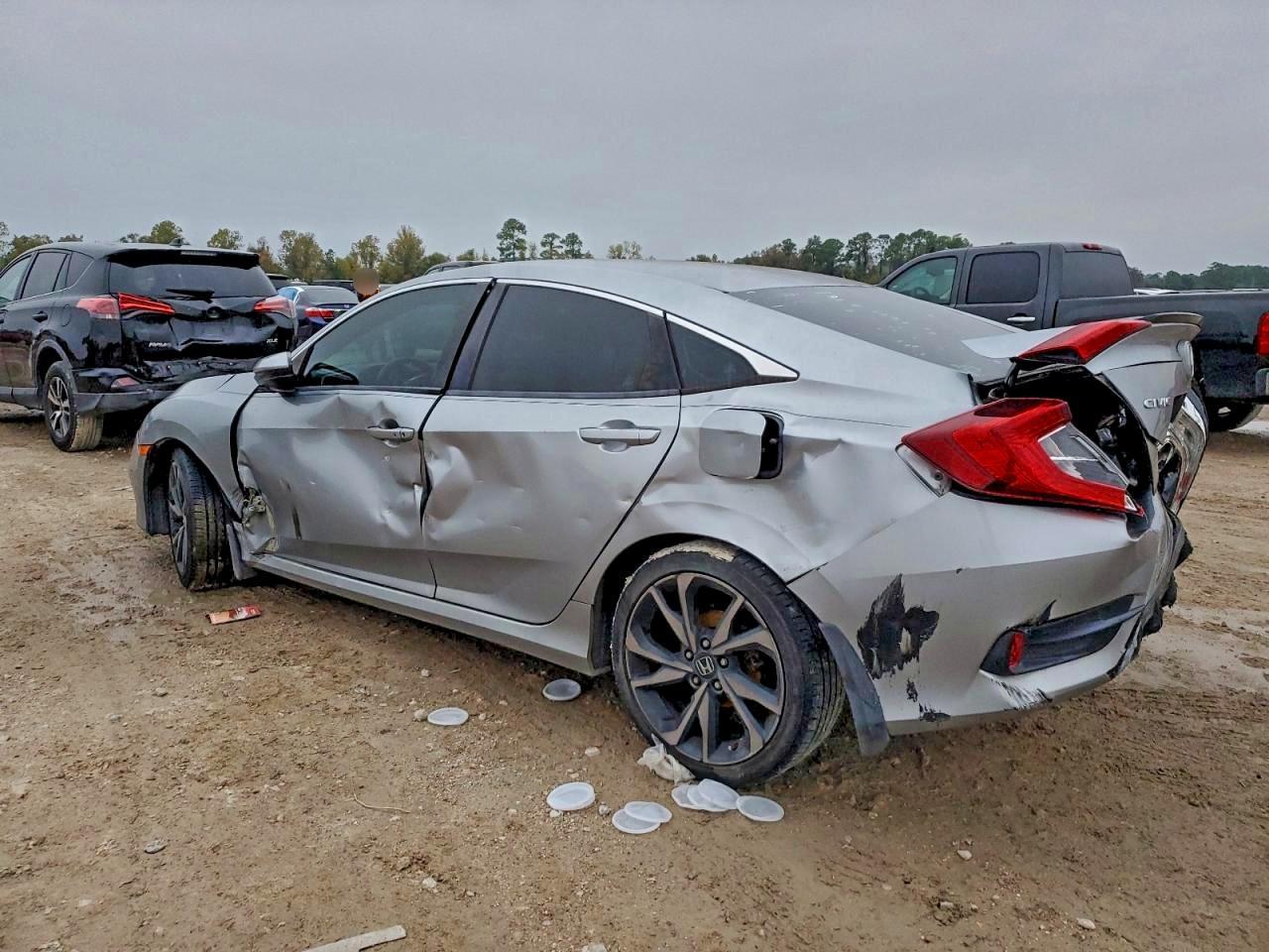 2020 Honda Civic Sport - Фото 2