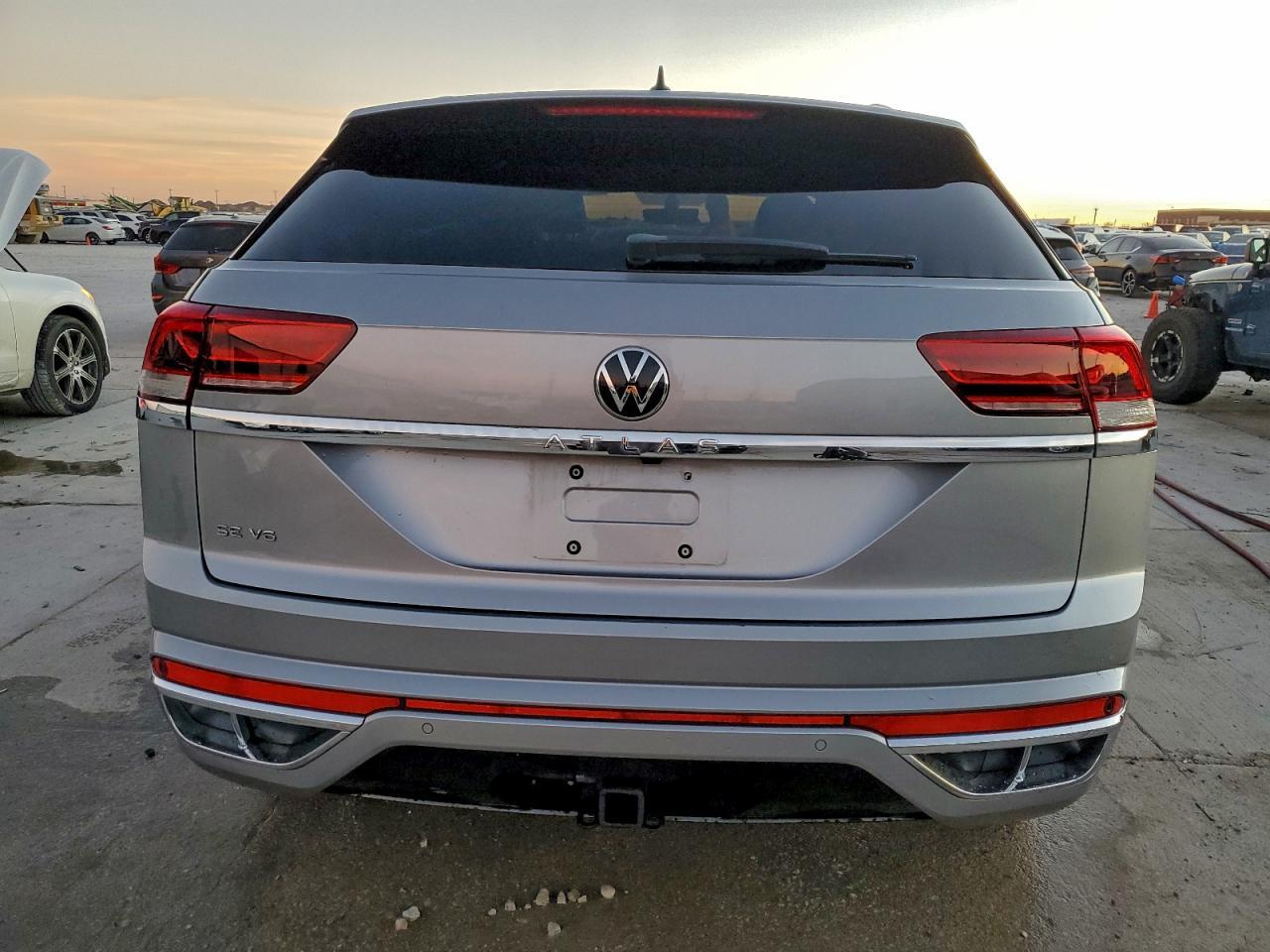 2020 Volkswagen Atlas Cross Sport Se - Фото 6