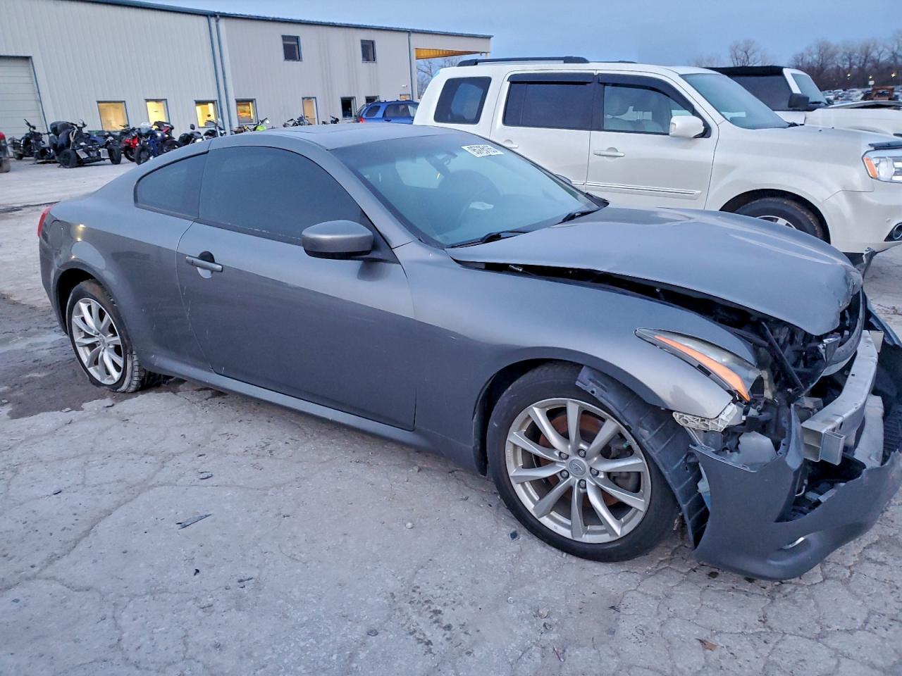 2012 Infiniti G37 - Image 4