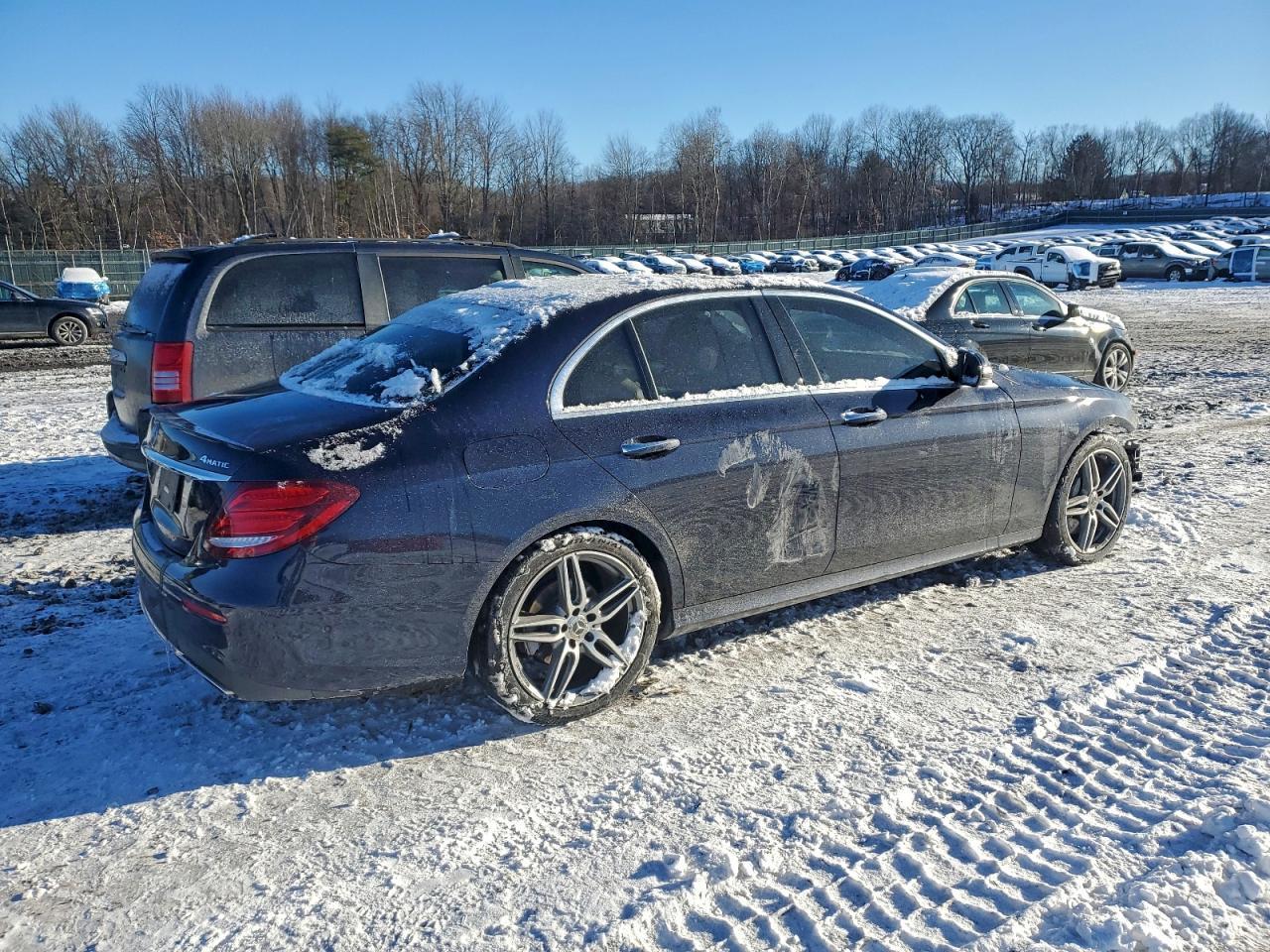 2019 Mercedes-Benz E 300 4Matic - Image 3