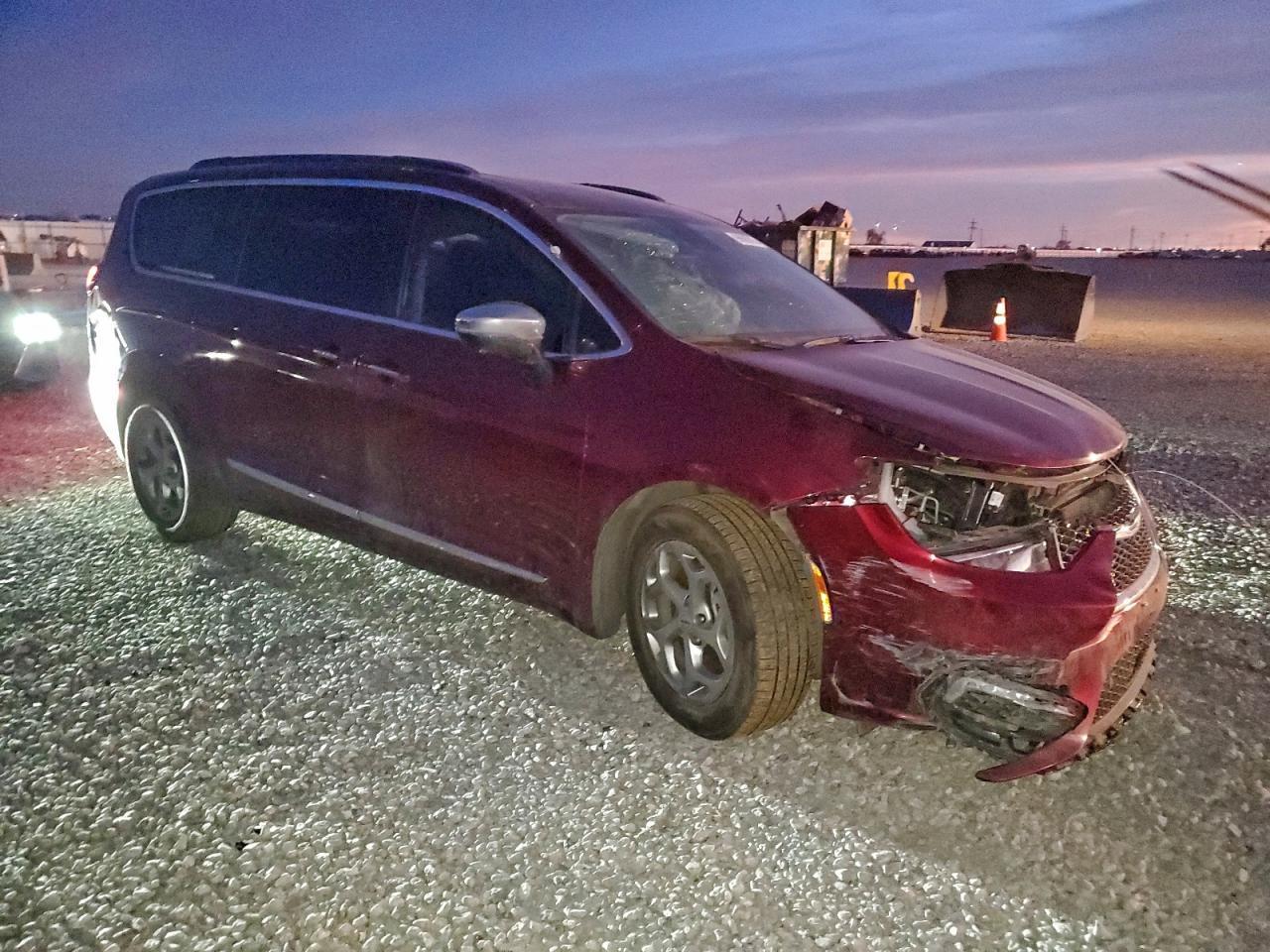 2023 Chrysler Pacifica Limited - Фото 4