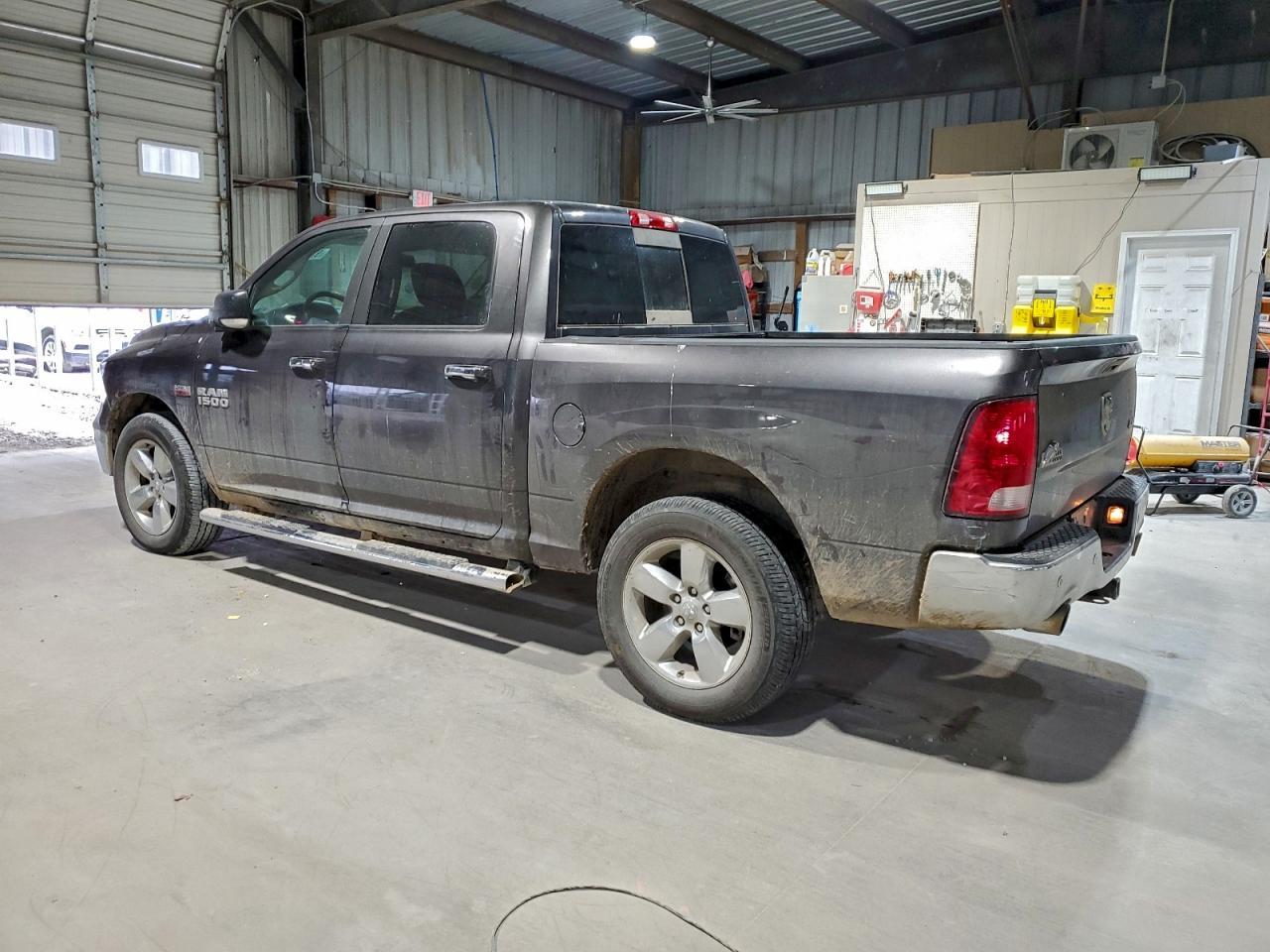 2016 Ram 1500 Slt - Фото 2