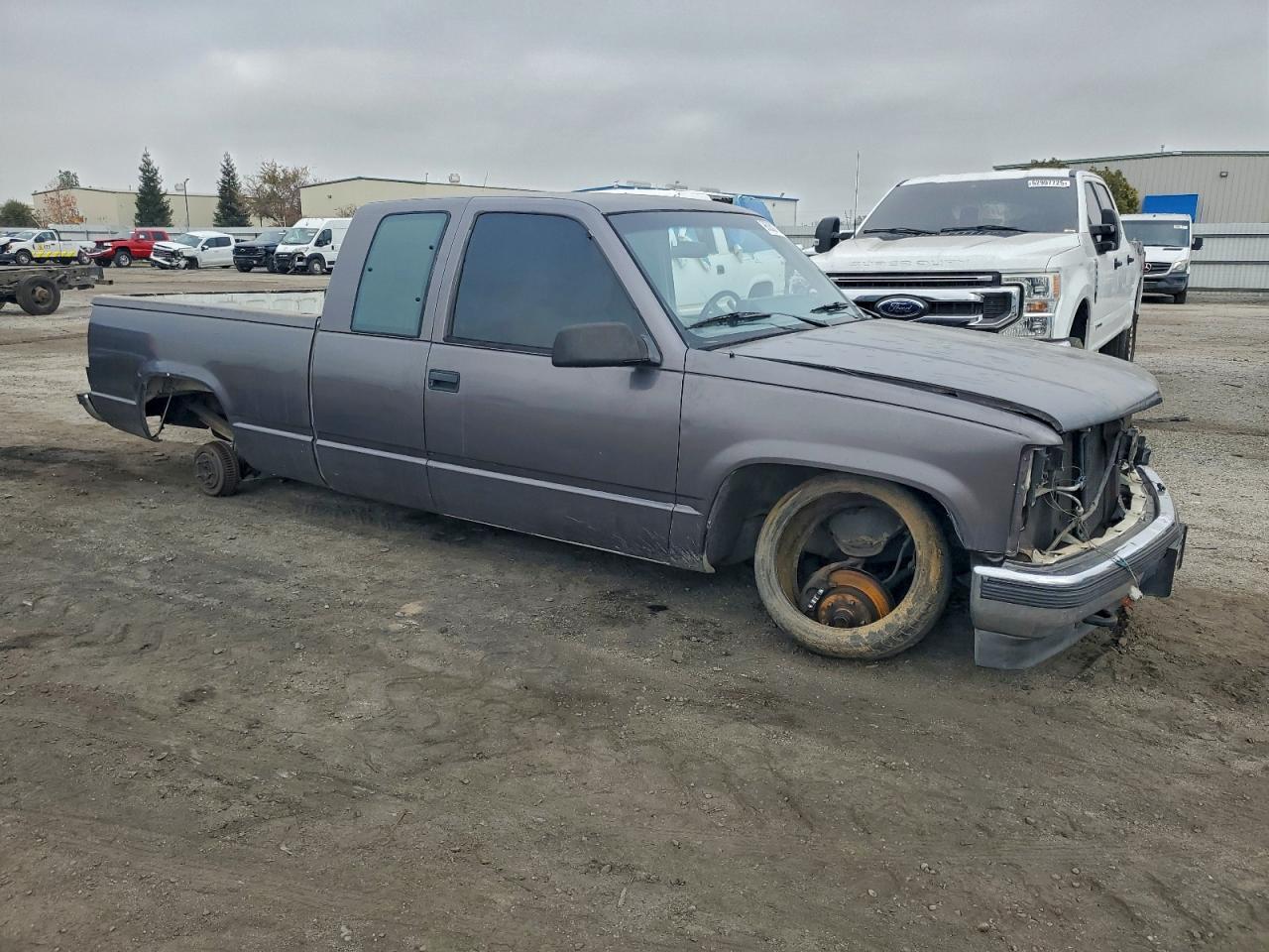 1992 Chevrolet Gmt-400 C1500 - Image 4