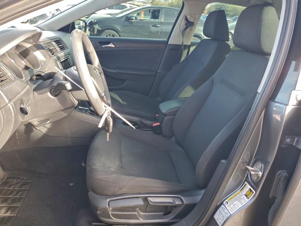 2016 Volkswagen Jetta S - Image 7