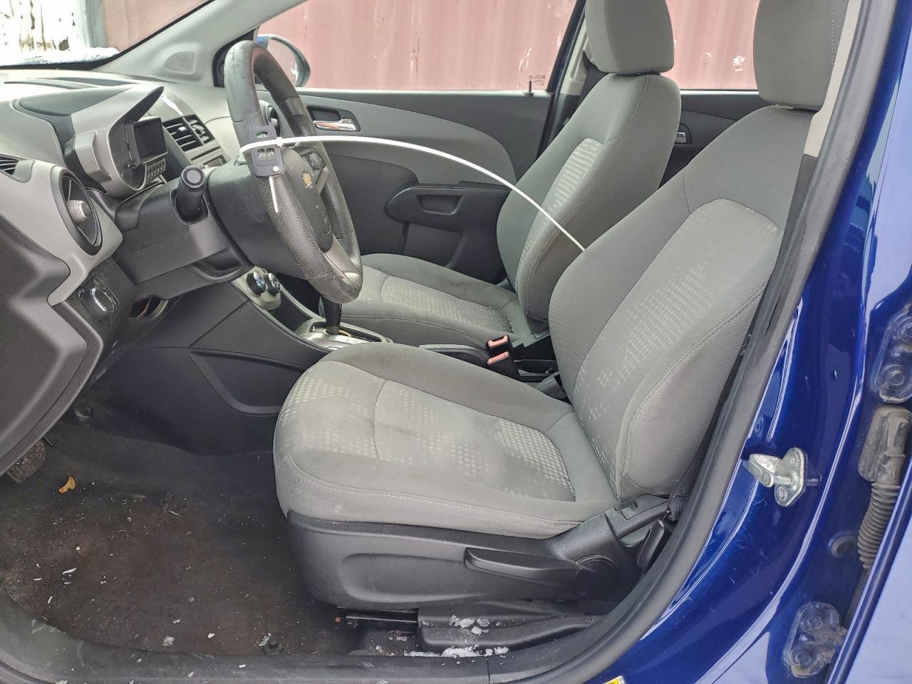 2013 Chevrolet Sonic Ls - Фото 7