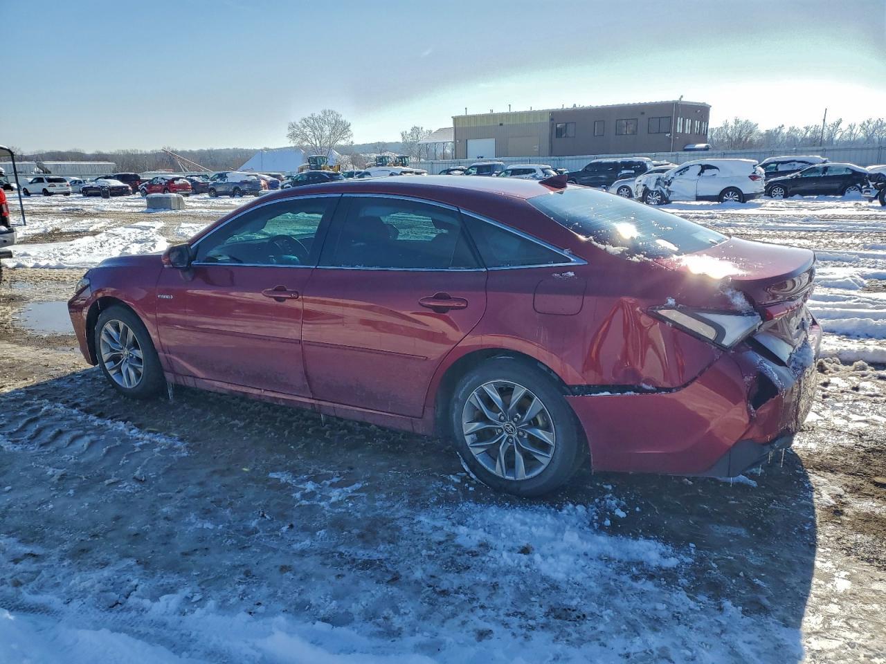 2021 Toyota Avalon Hybrid Xle - Фото 2