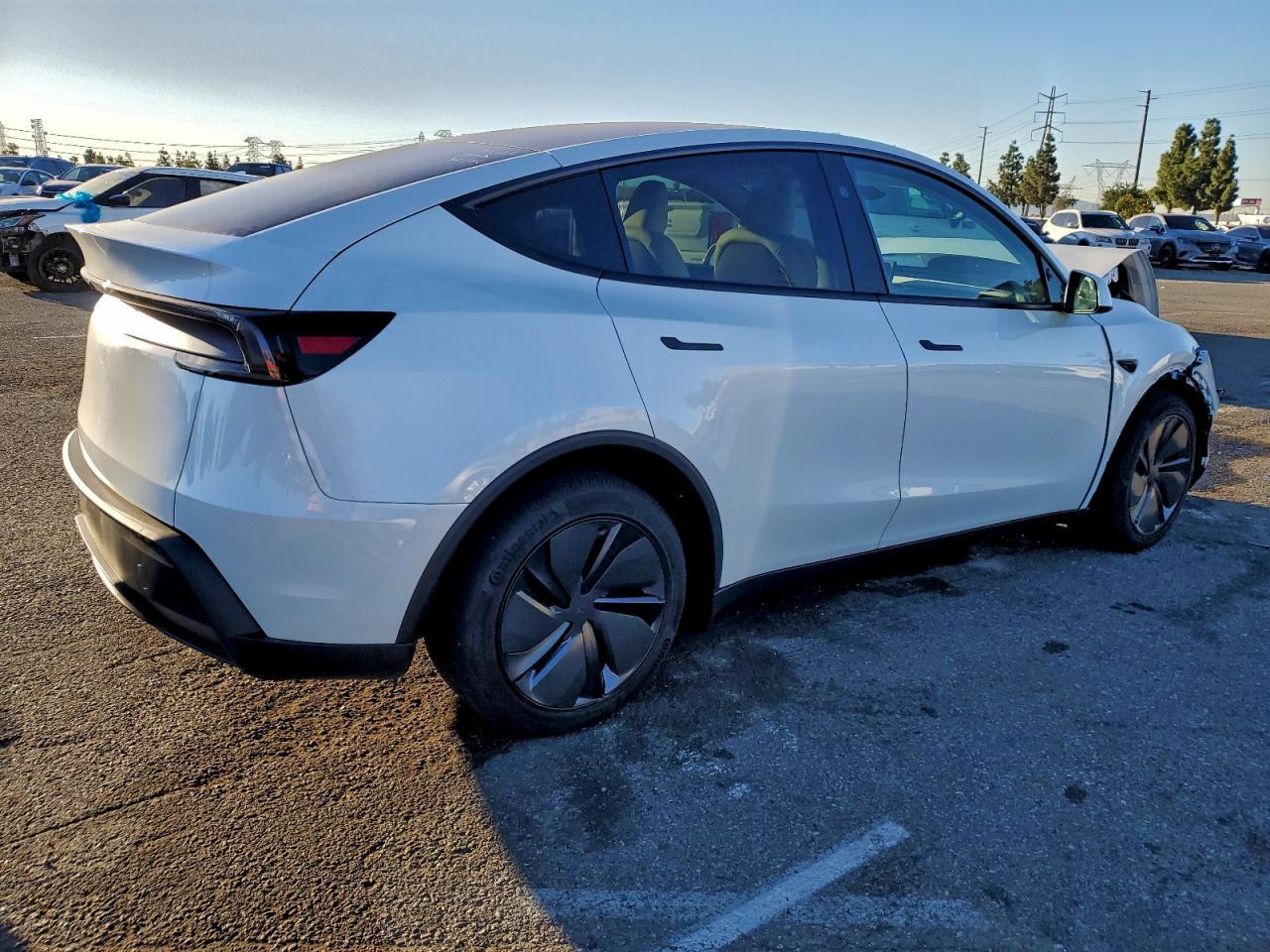 2026 Tesla Model Y - Image 3
