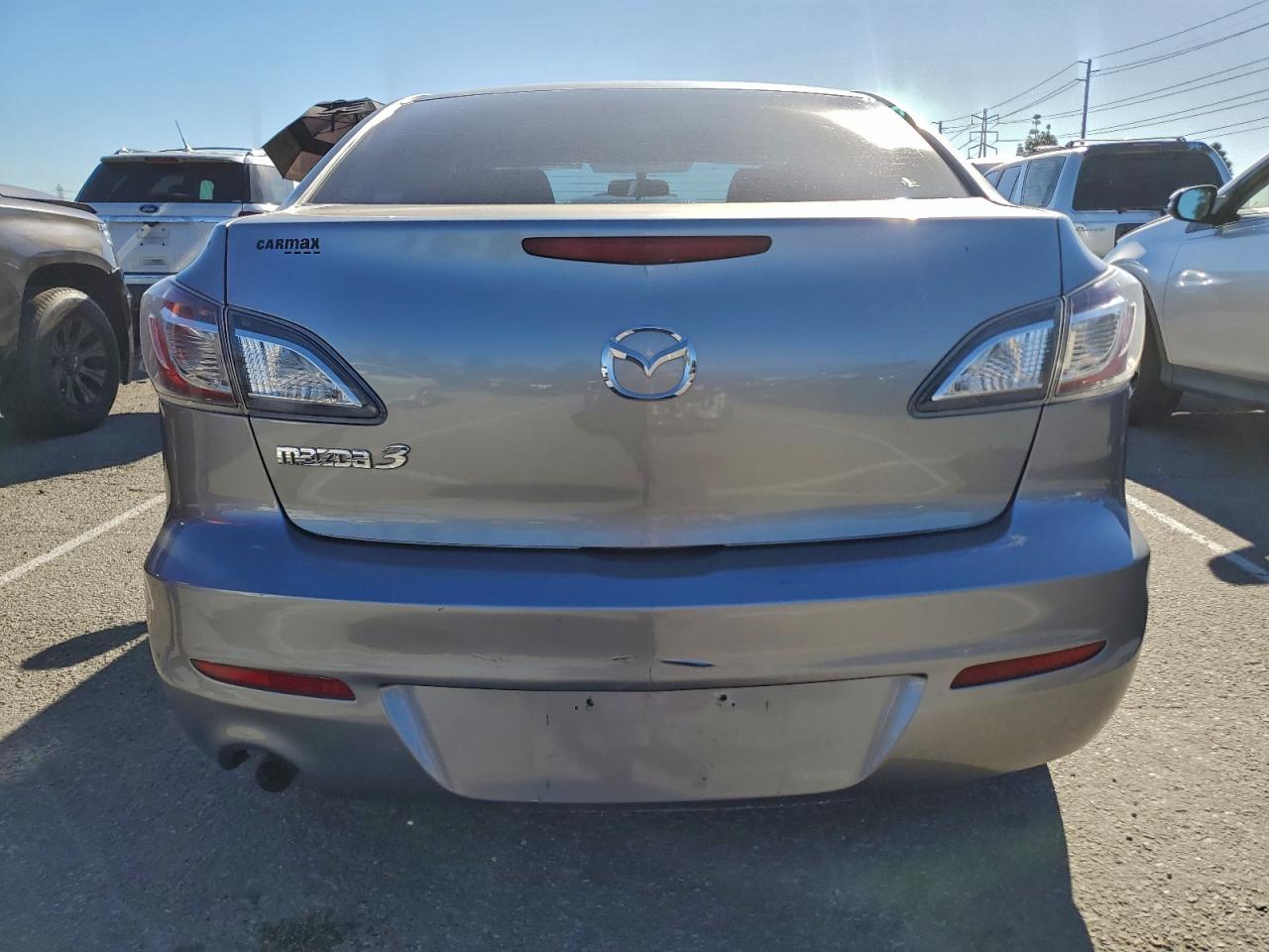 2012 Mazda 3 I - Image 6