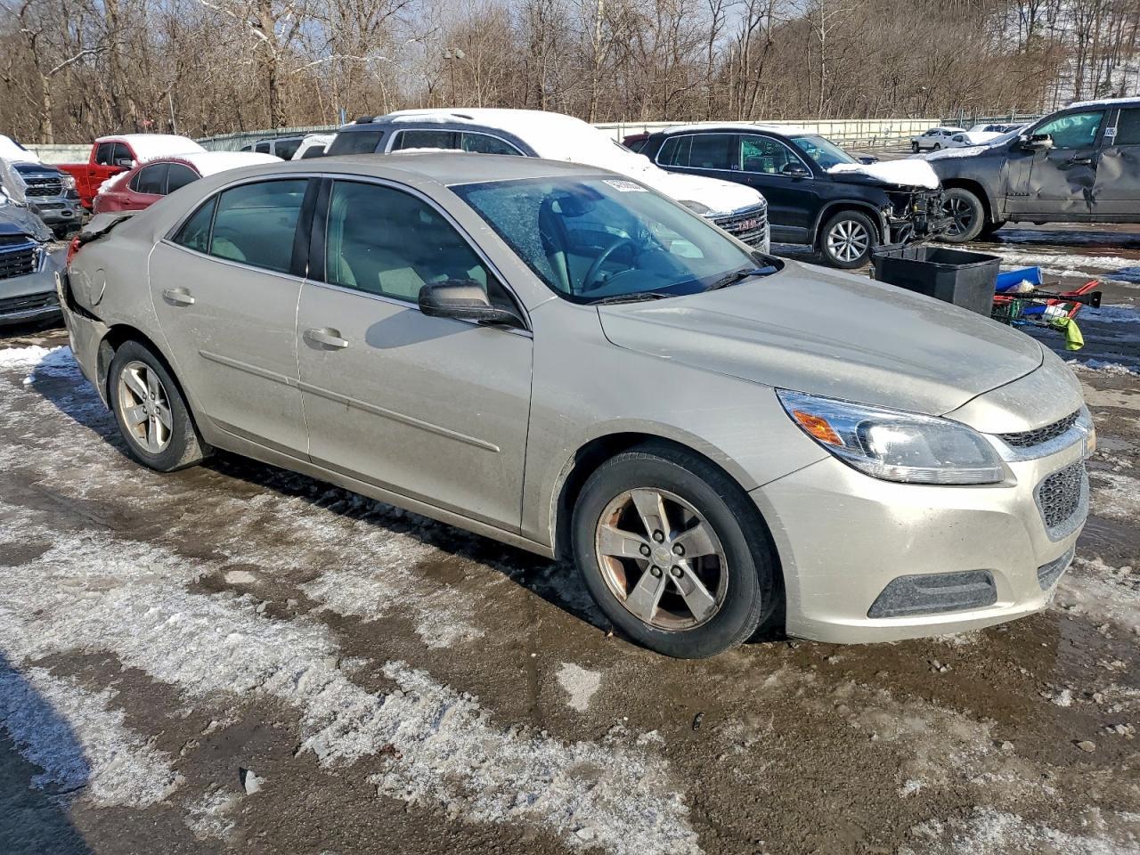 2015 Chevrolet Malibu Ls - Image 4