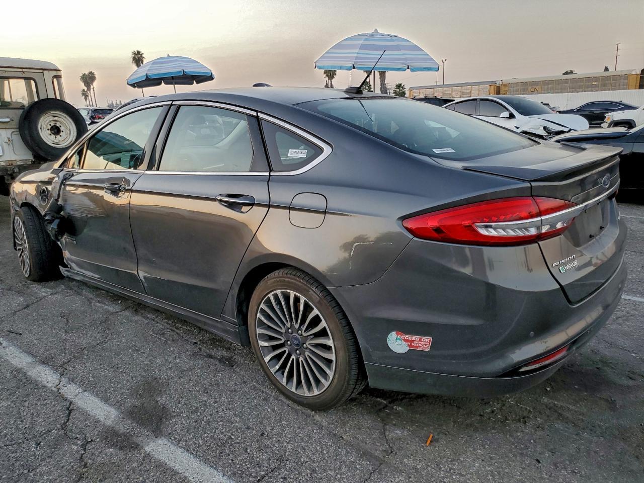 2017 Ford Fusion Titanium Phev - Фото 2
