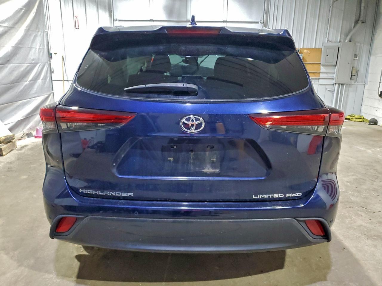 2020 Toyota Highlander Limited - Image 6